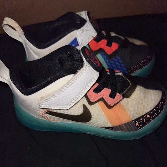 lebrons shoes space jam